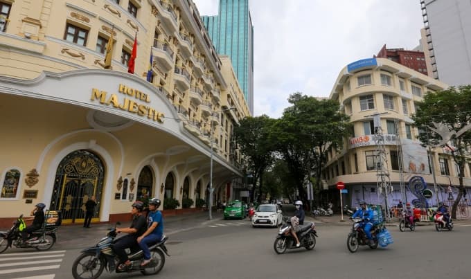 Khách sạn Majestic thumbnail 3